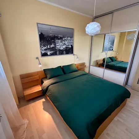 Apartment Ceskomoravska - O2 Arena Prague